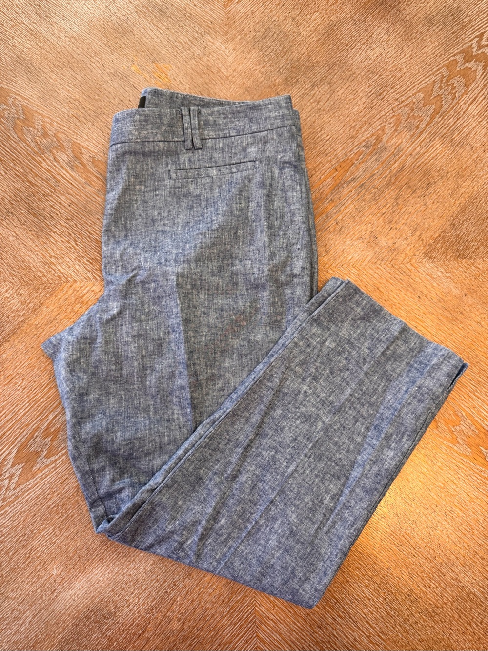Ann Taylor Blue Chambray Ankle Pants Sz 12 Waist 38” Inseam 26” High Rise